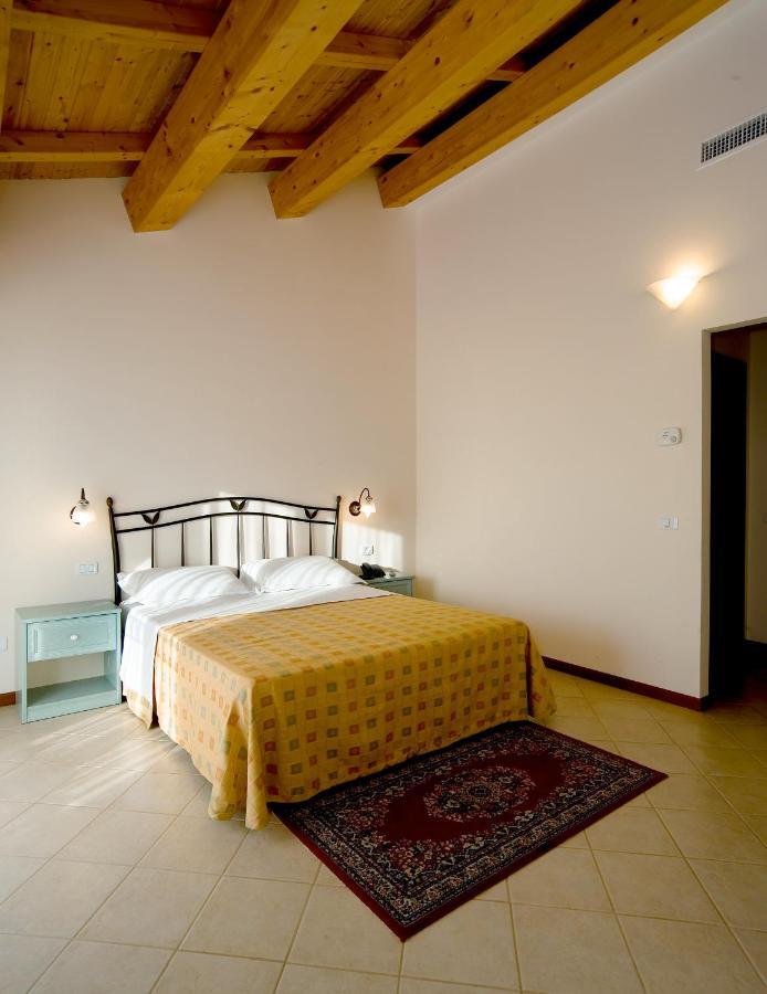 Agriturismo Biologico Corte Aragonese Santa Maria di Licodia Chambre photo